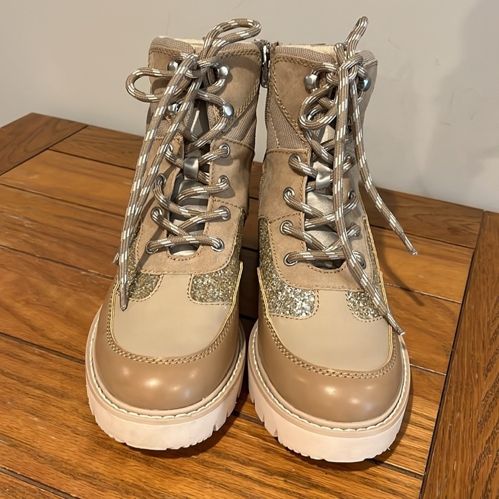 Dolce Vita Pryor Bootie Size 9 M. - Picture 10 of 11